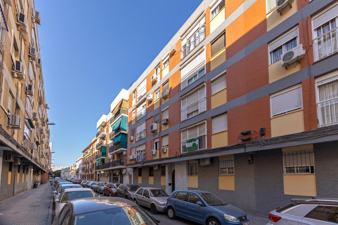 Charming 2 Bedroom Apartment At Triana Center By Oui Севілья Екстер'єр фото