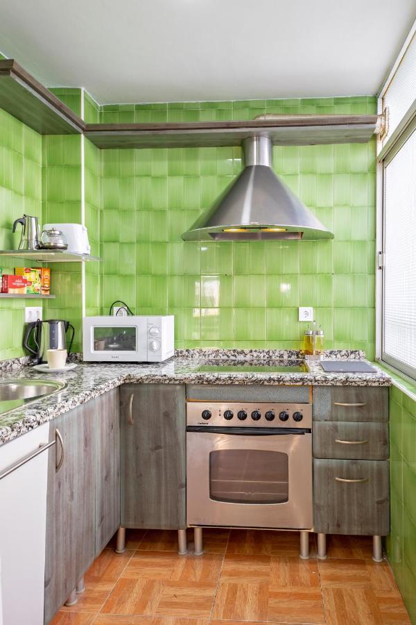 Charming 2 Bedroom Apartment At Triana Center By Oui Севілья Екстер'єр фото