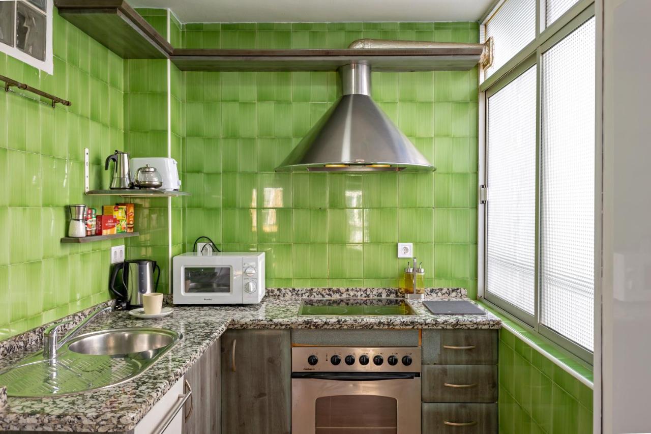 Charming 2 Bedroom Apartment At Triana Center By Oui Севілья Екстер'єр фото