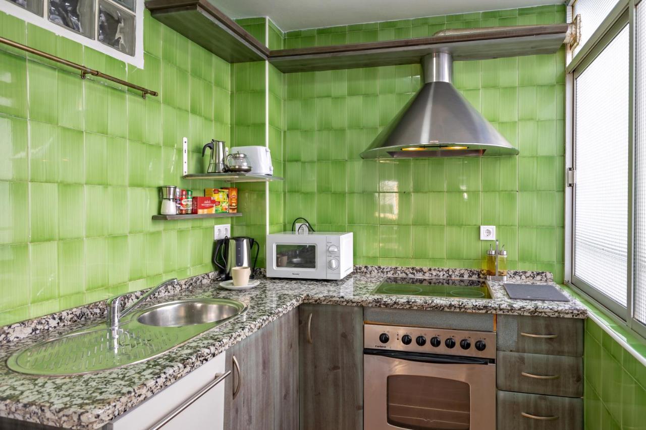 Charming 2 Bedroom Apartment At Triana Center By Oui Севілья Екстер'єр фото